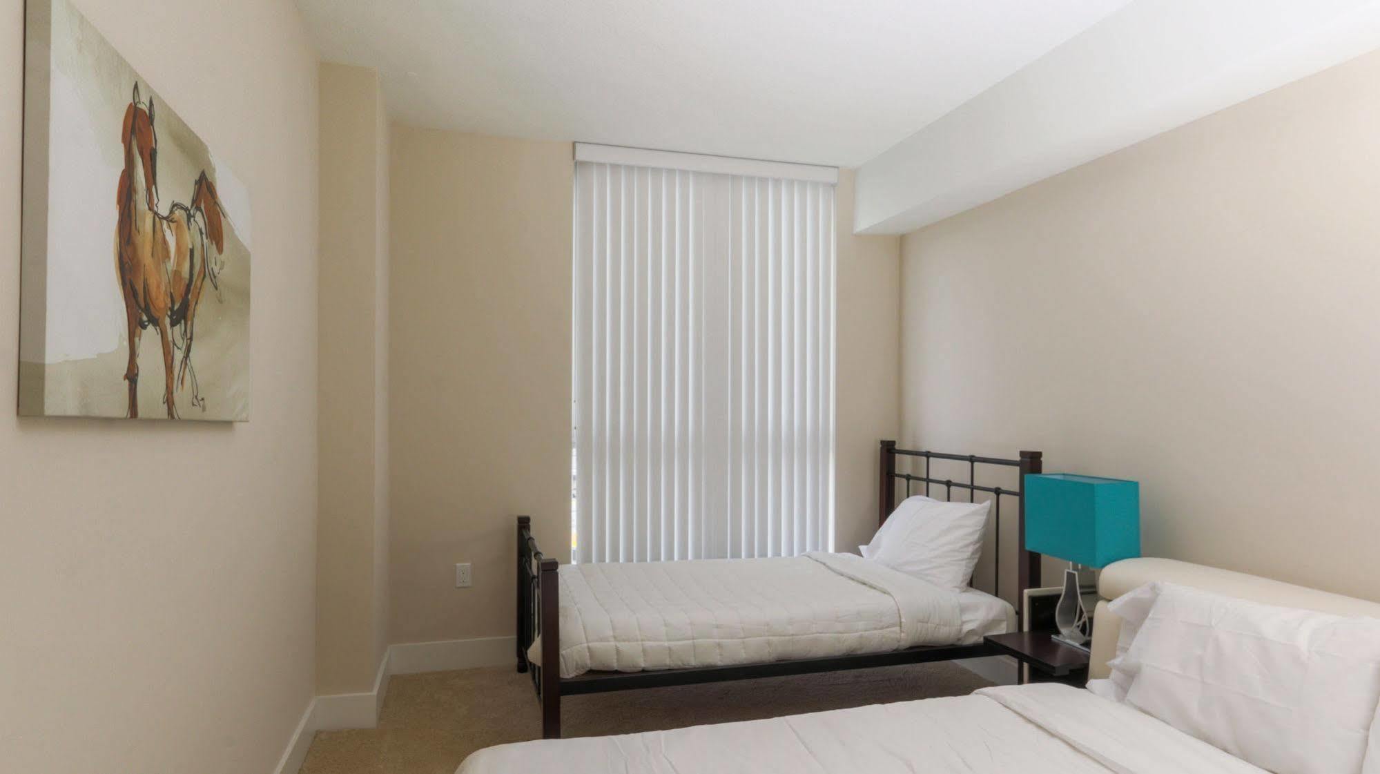 Pelicanstay In Coconut Grove Miami Коръл Гейбълс Екстериор снимка