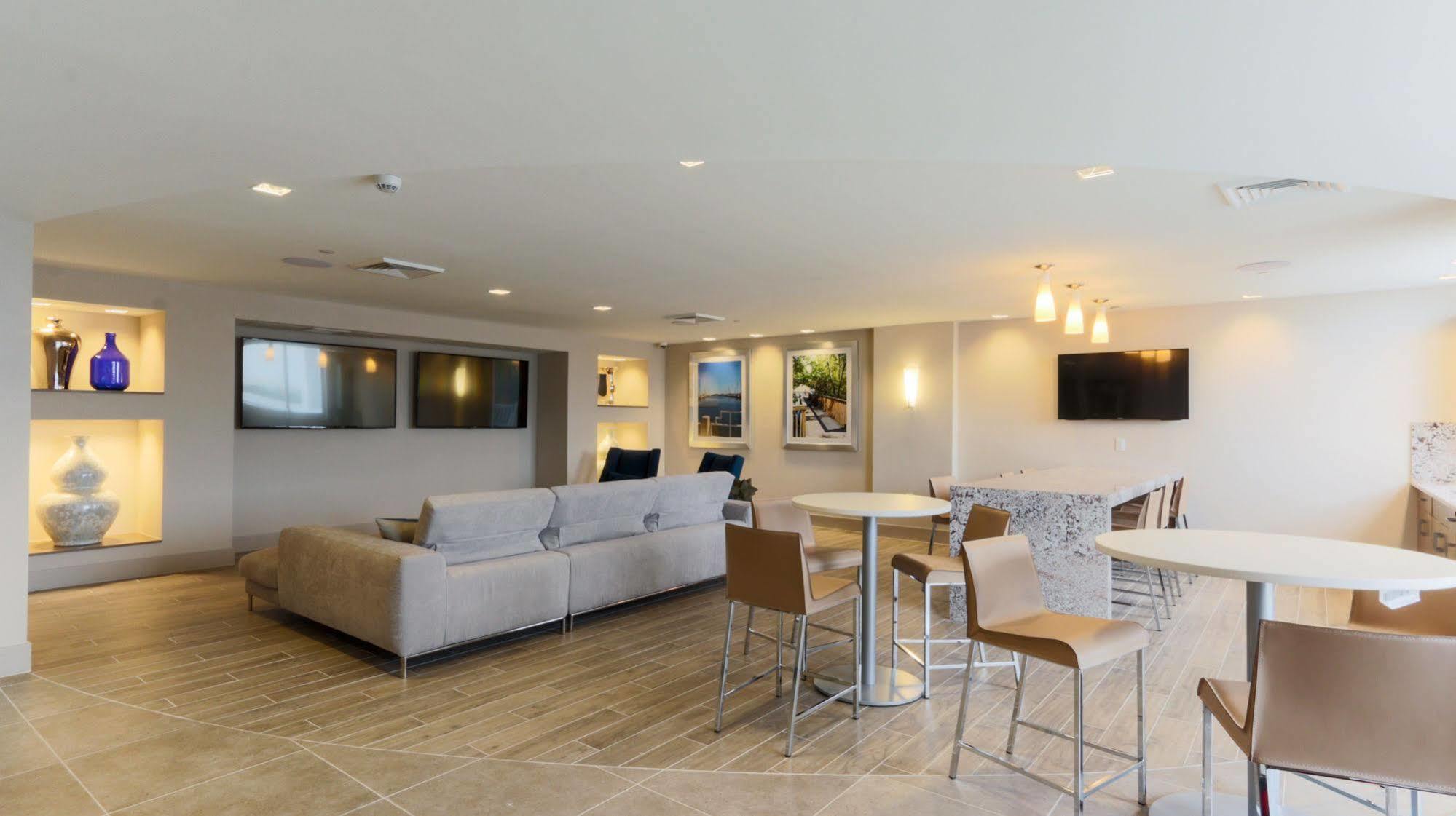 Pelicanstay In Coconut Grove Miami Коръл Гейбълс Екстериор снимка